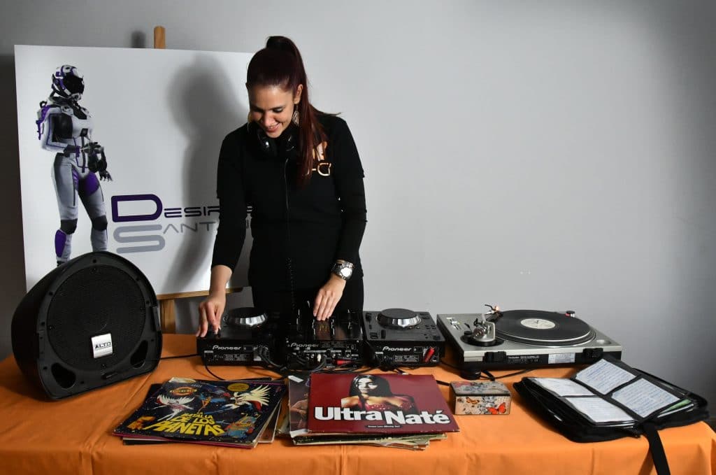 desiree-santana-dj-yaiza-socorro-fotografa