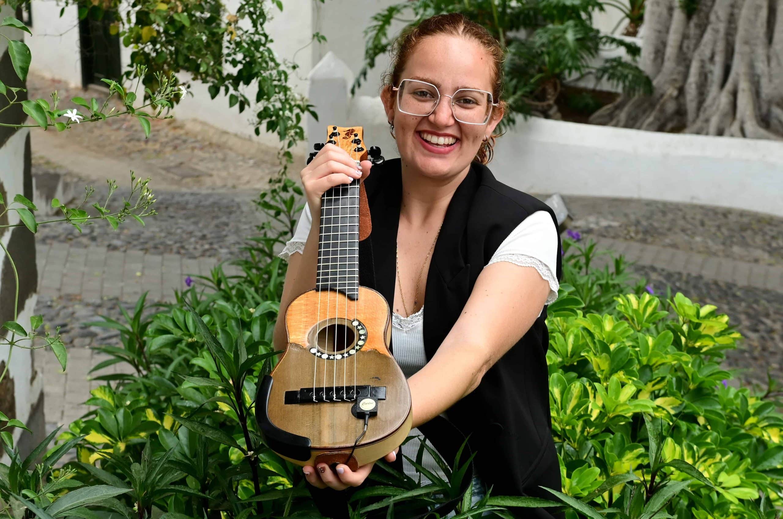 laura-martel-timplista-02